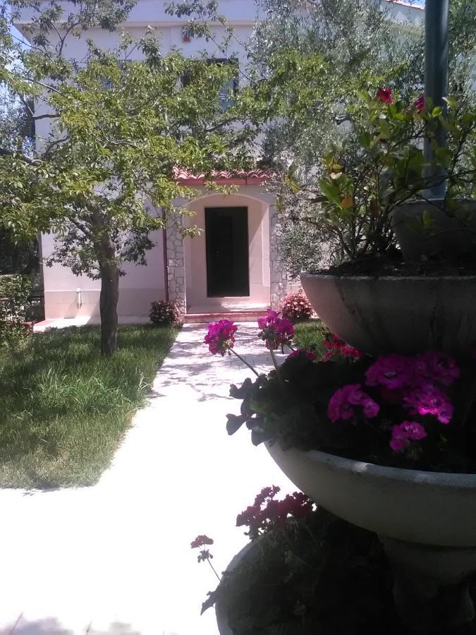 Borgo Cerasa Bed & Breakfast Vieste Exterior foto