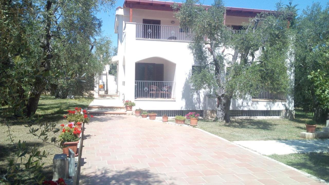 Borgo Cerasa Bed & Breakfast Vieste Exterior foto